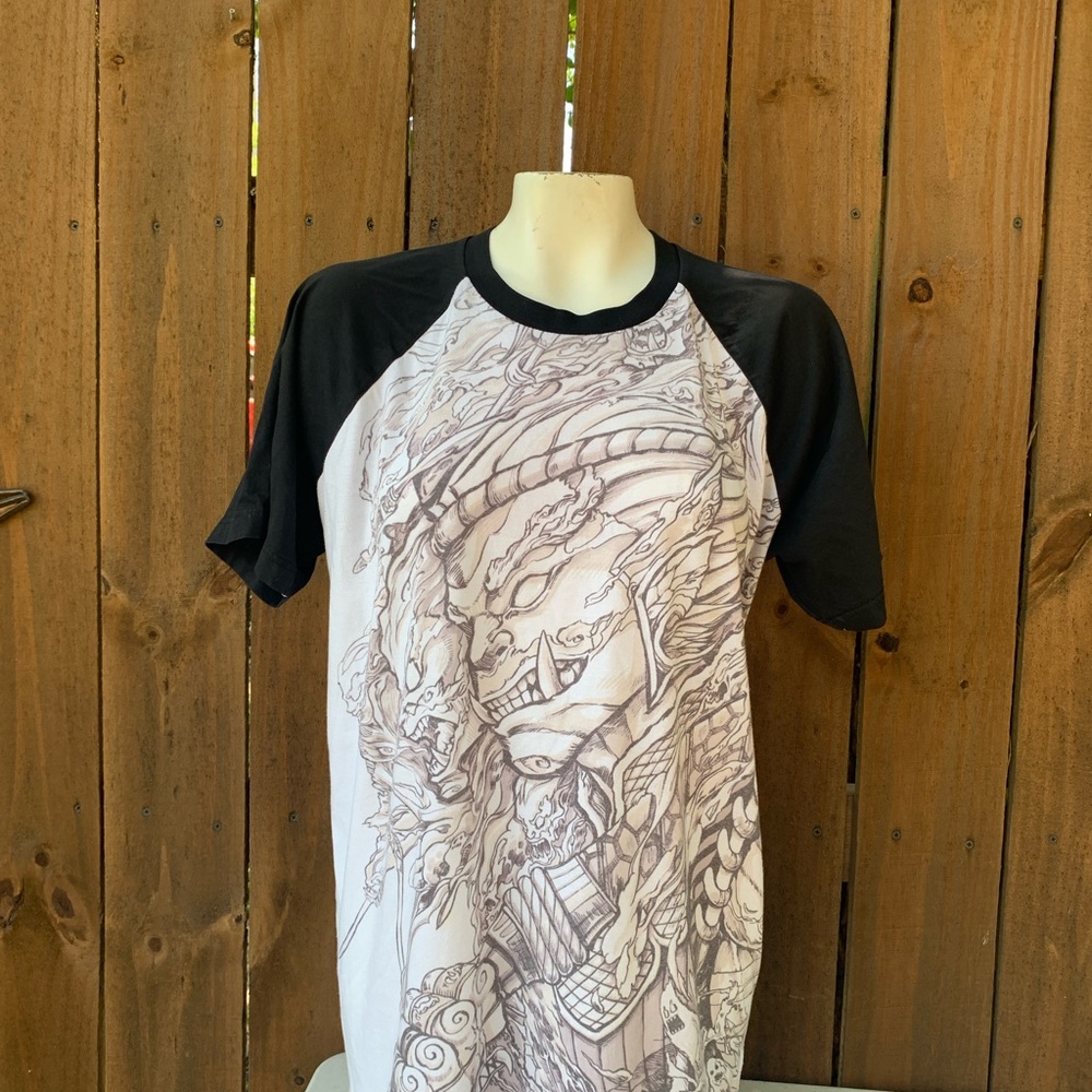 Chapter 1 men's T-shirt size XL.